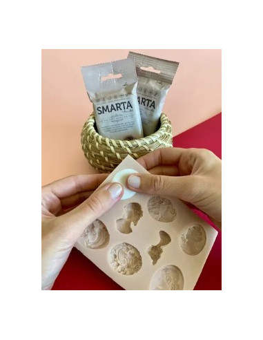 Smarta silikoneform til selvhærdende ler