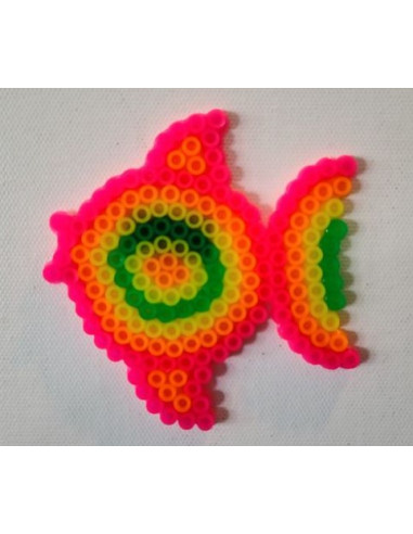 Hama perler i neon farver giver det ekstra til dine perleplade projekt