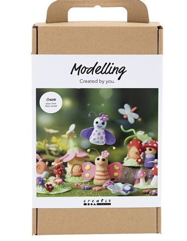 Med Creativity in a Box kan du og børnene skabe et magisk fe-univers