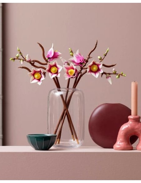 Smuk magnolia gren i Lego . Et rigtig hygge projekt