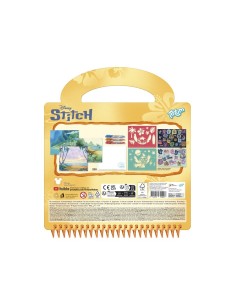 Slip kreativiteten løs med denne fine STITCH Designer Activity Pad 2