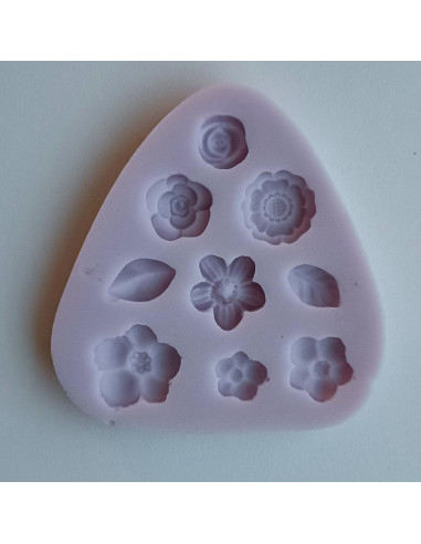Silikoneform med små blomster 8,5 x 8,5 cm 108